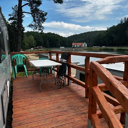 Czarci Jar Campsite Swiebodzice