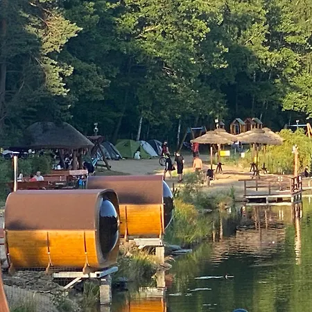 Czarci Jar Campsite Swiebodzice